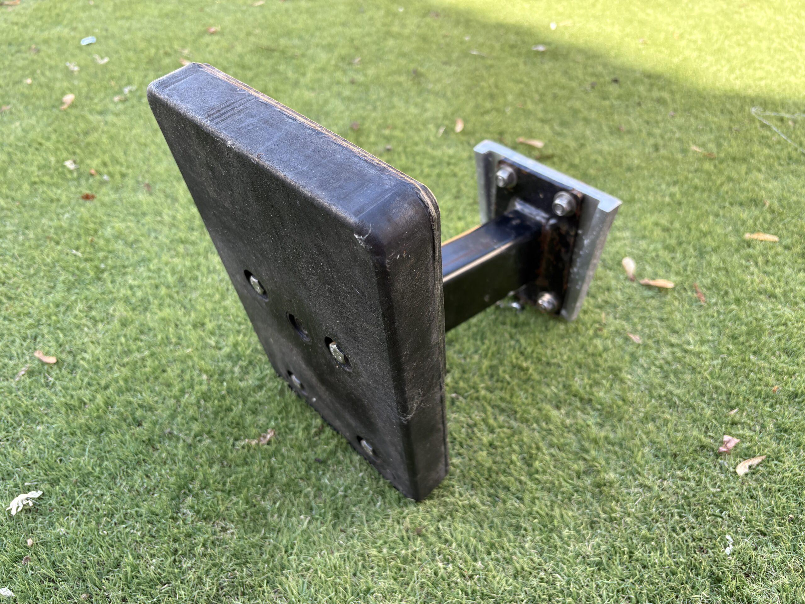 Fixed Outboard Bracket