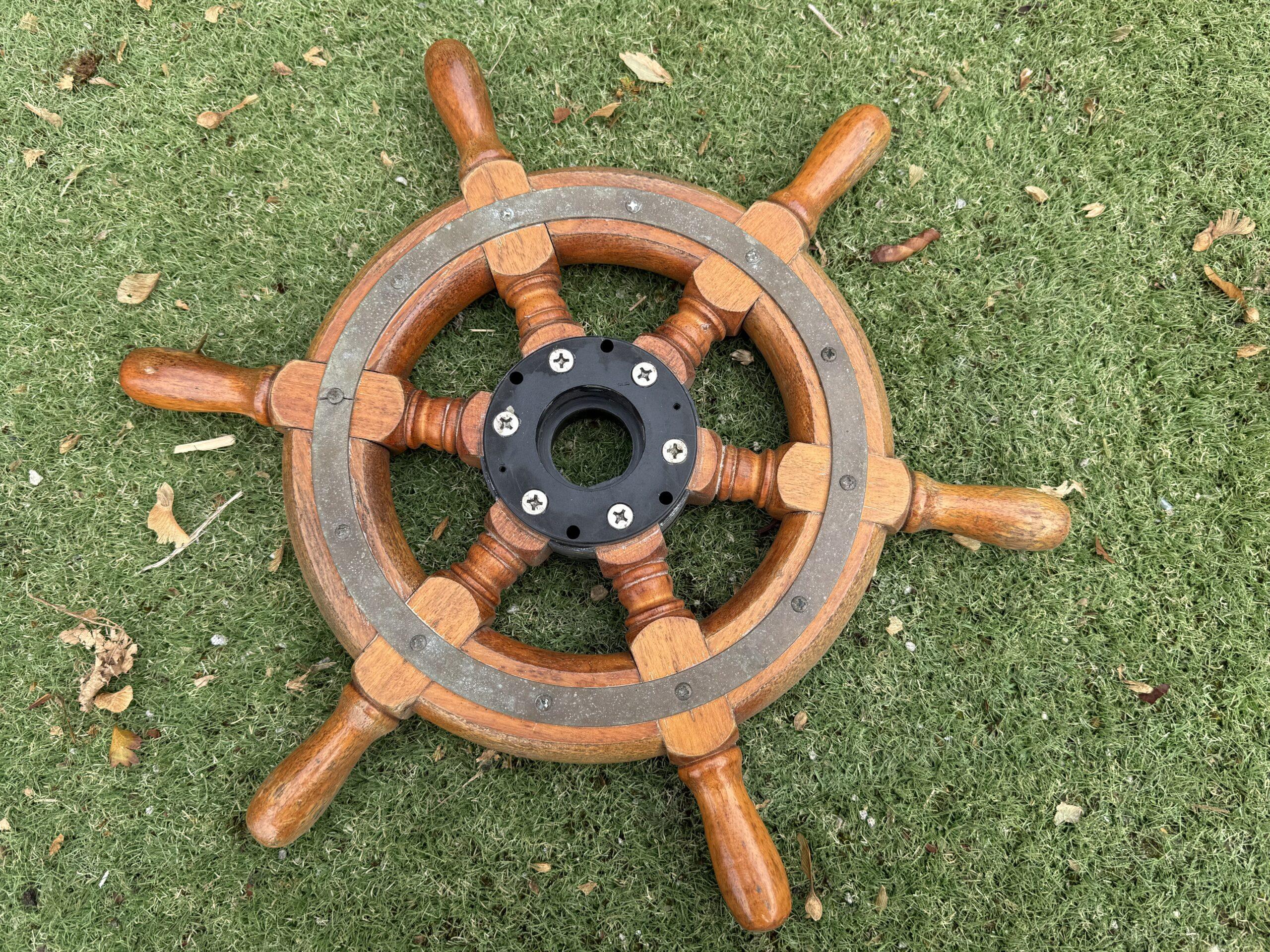 Wooden Ships Wheel - 42cm - Image 2