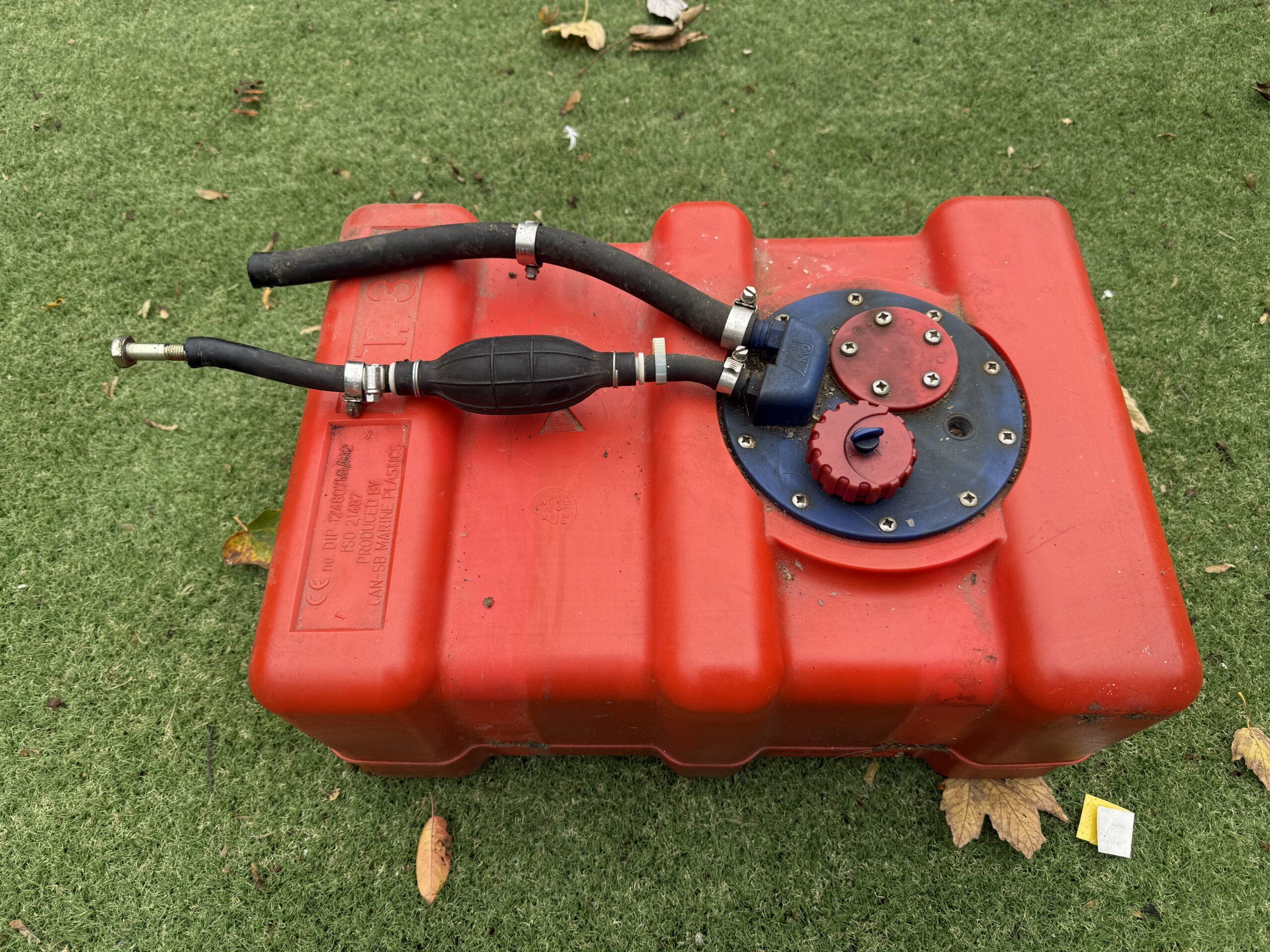 Fuel Tank with Free Fuel - Image 3