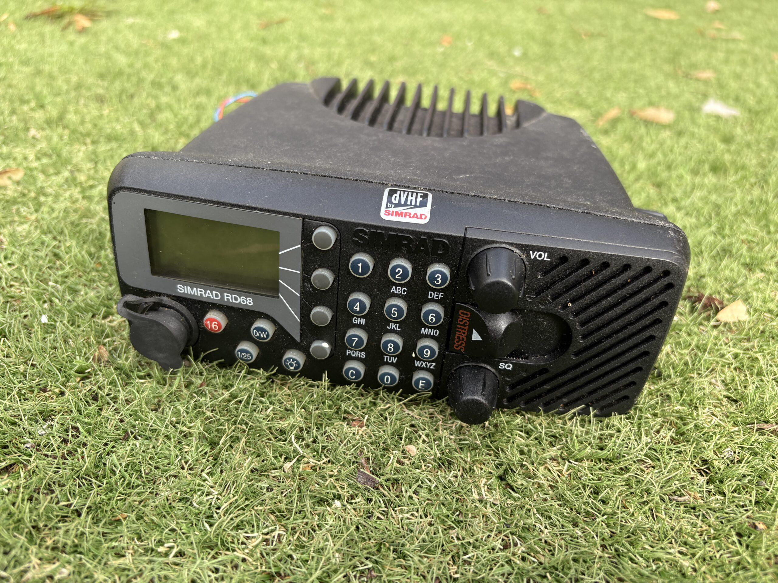 Simrad Radio Unit