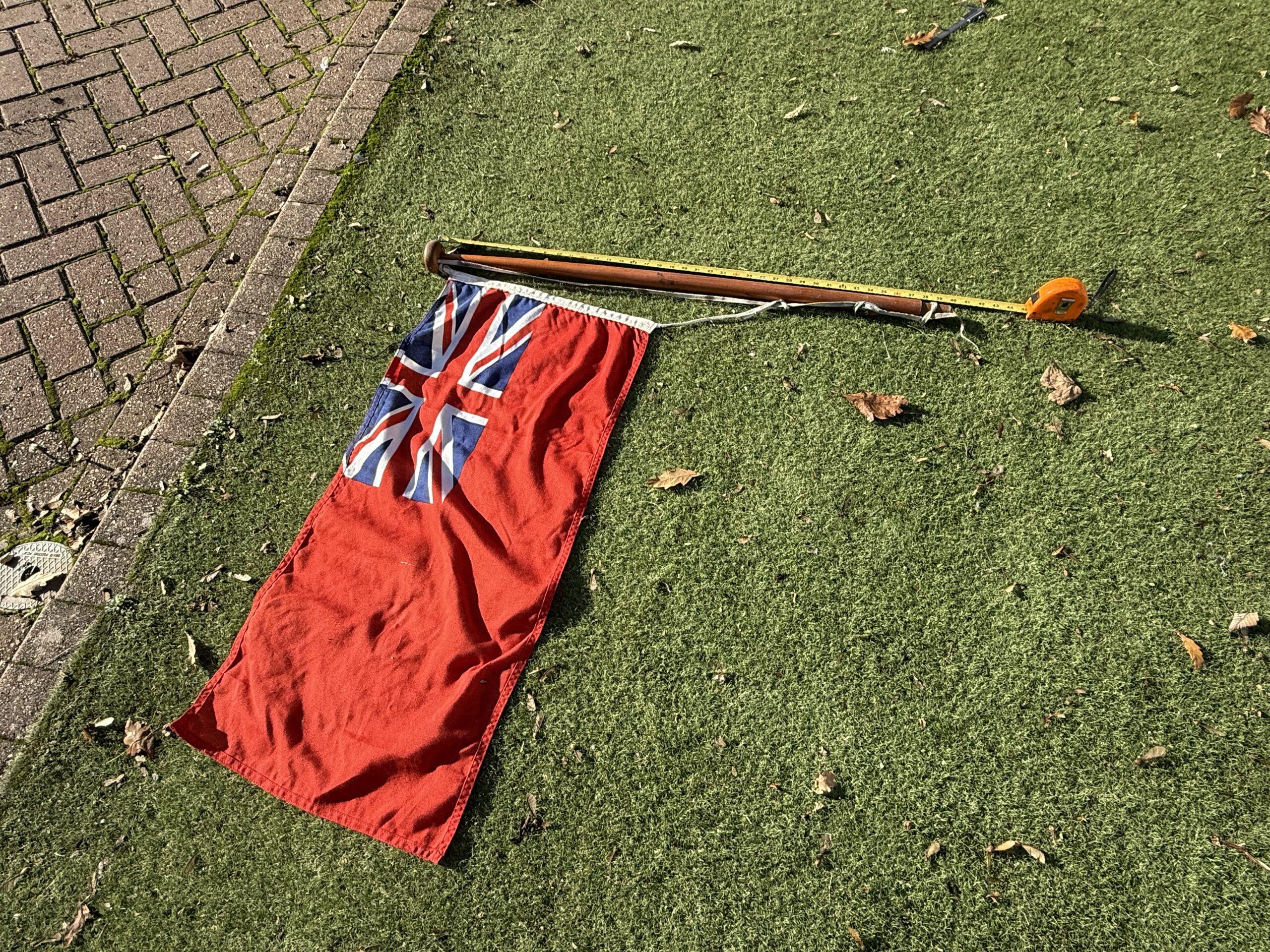 Wooden Flagpole With Red Ensign - 100cm - Image 3