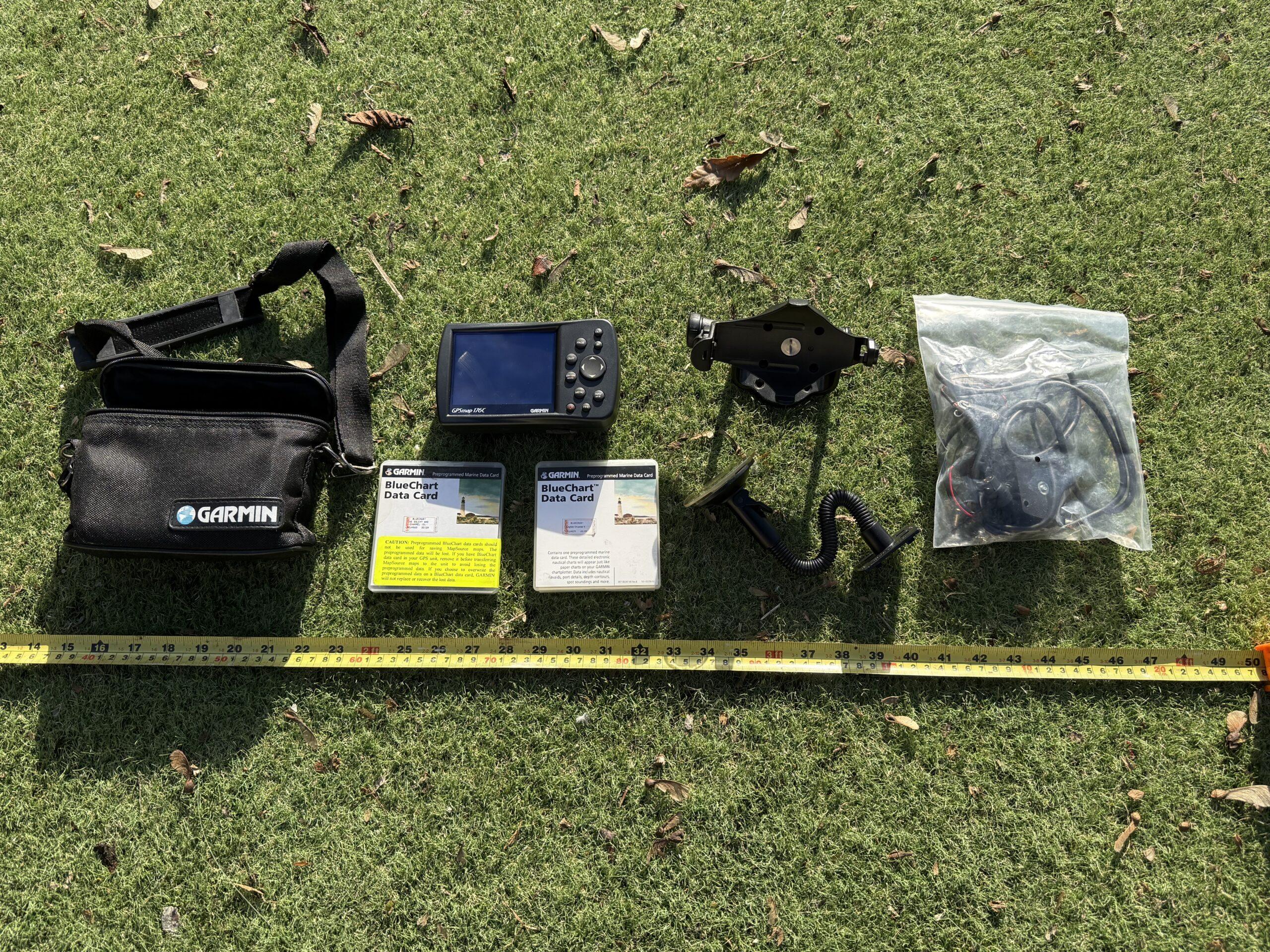 Garmin GPS176c - 2 Charts and Accessories - Image 2