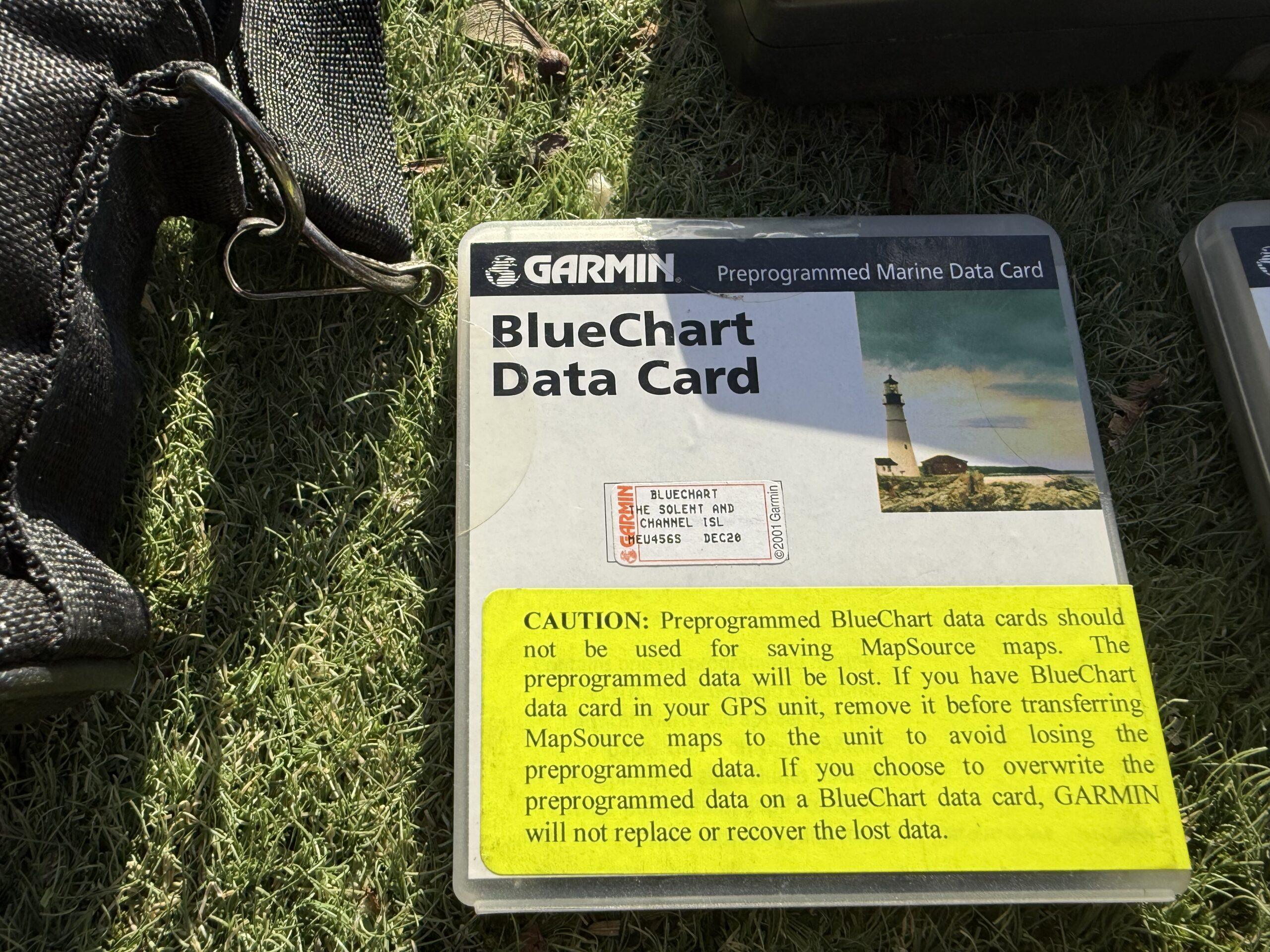 Garmin GPS176c - 2 Charts and Accessories - Image 4