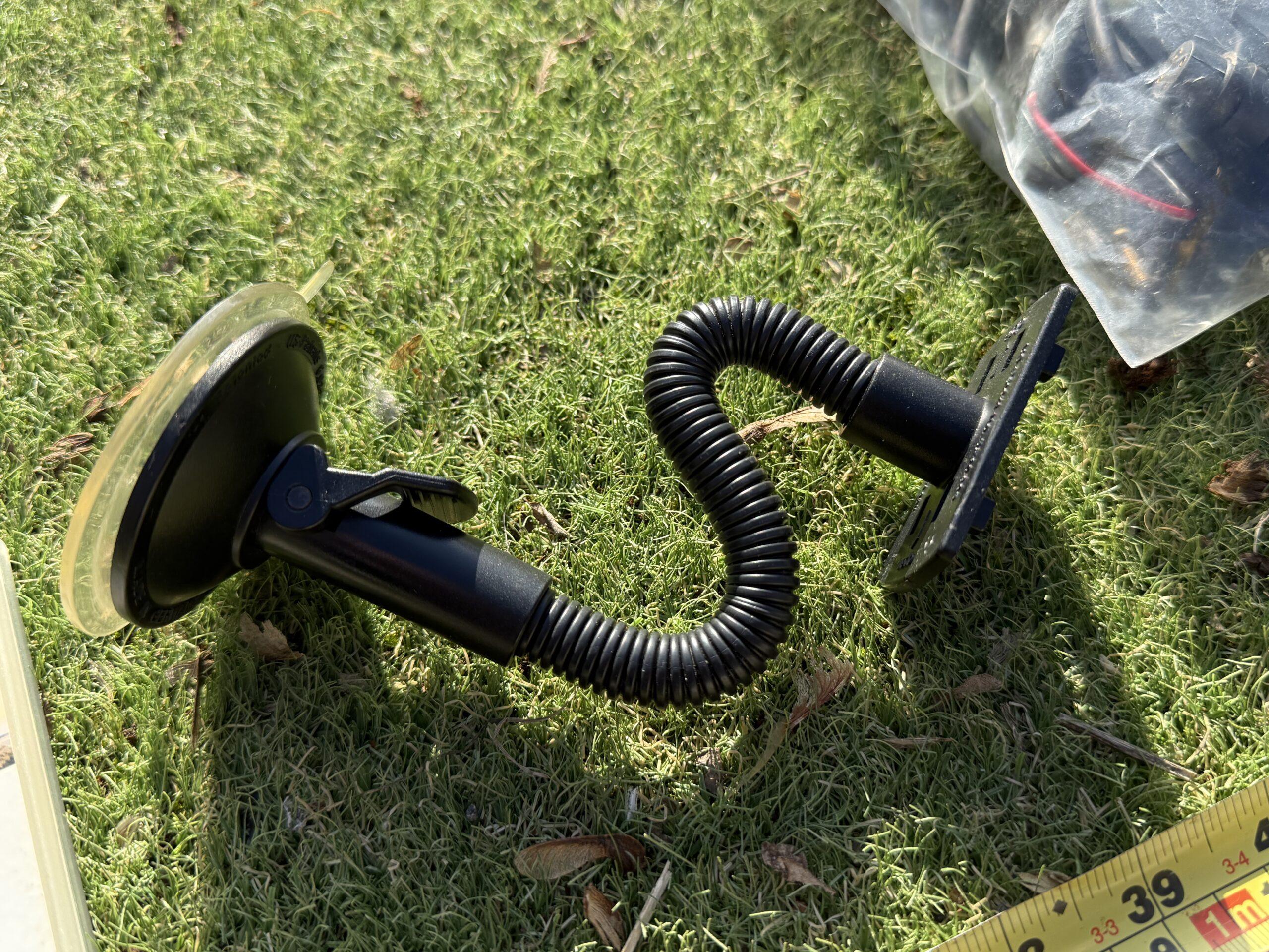 Garmin GPS176c - 2 Charts and Accessories - Image 7